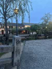 日本岡山-倉敷美觀：充滿歷史與藝術的美麗白牆與楊柳垂垂的小船慢活之趣
