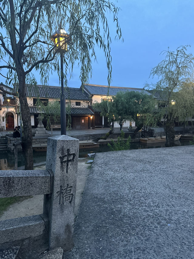 日本岡山-倉敷美觀：充滿歷史與藝術的美麗白牆與楊柳垂垂的小船慢活之趣