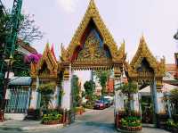 泰國曼谷市中心湄南河畔著名古跡皇家寺廟：Wat ChakkrawatRachawat Woramahawihan，適合打卡拍照📸冥想 