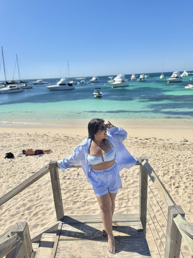 Lost in Summer Paradise of Longreach Bay Guide, Rottnest Island