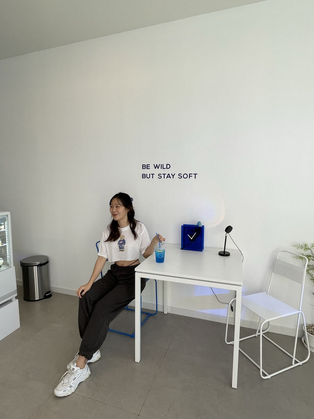 Hello cake cafe💙🩵