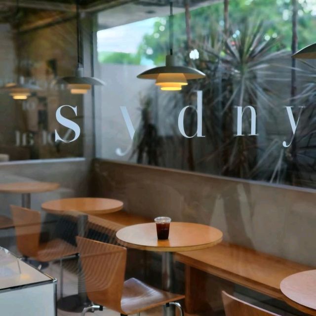 คาเฟ่ที่รีโนเวทบ้านหลังเก่า เอามา tell story ใหม่