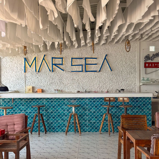 Mar Sea at Suchada Rayong คาเฟ่ริมทะเลสุดชิล 🌸🍹