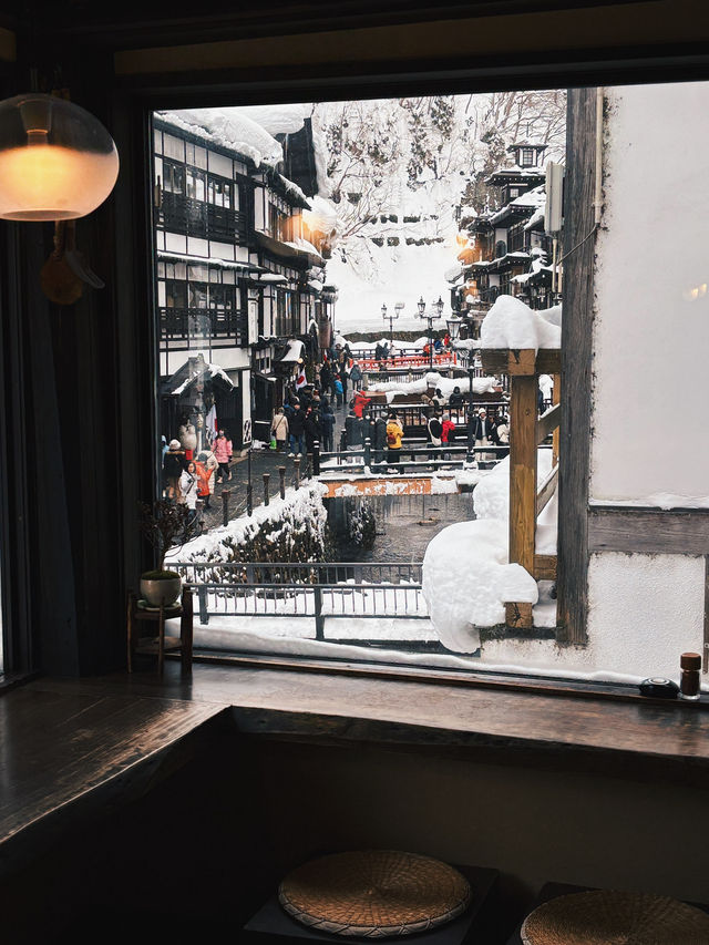 Day and night light at Ginzan onsen🇯🇵