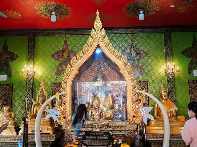 วัดแม่นาคพระโขนง