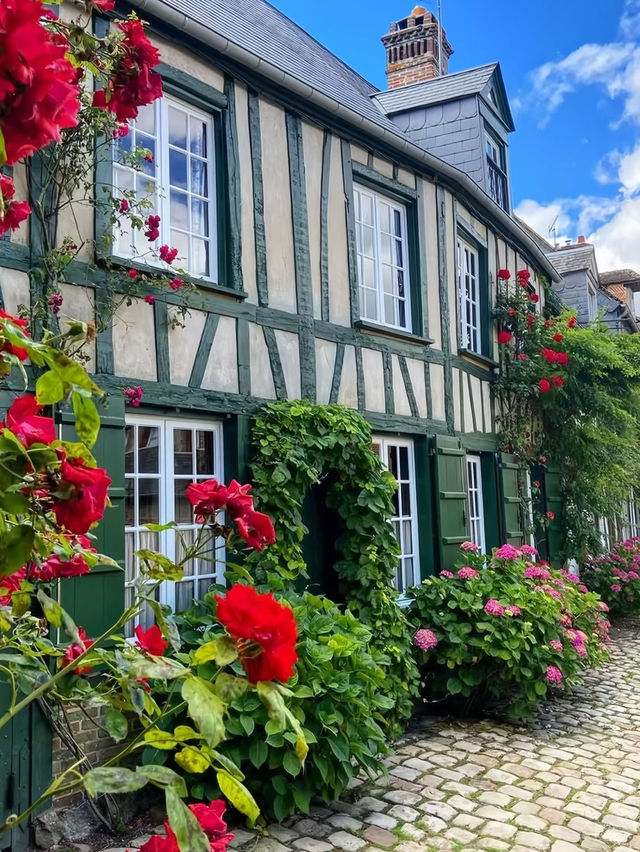 🇫🇷 フランスのロマンチックなバラの村——ジェルブロワ（Gerberoy）