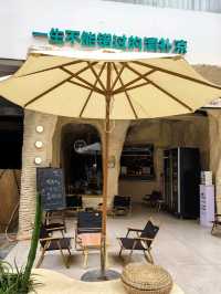 Insta Worthy Coffee and Bar at Houhai Bay 