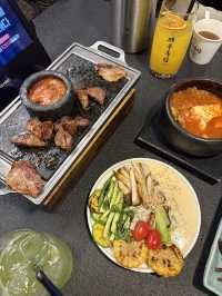 【韓国・ソウル🇰🇷】今バズってる狎鴎亭ロデオの焼肉店😋