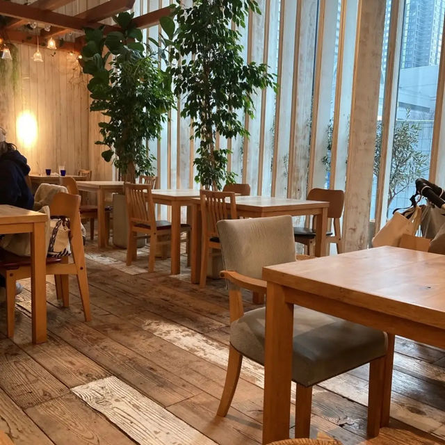 【神奈川】🇯🇵 RHC カフェみなとみらい店