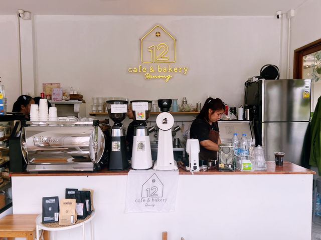 12cafe & bakery Ranong