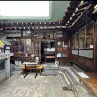 テオ書店