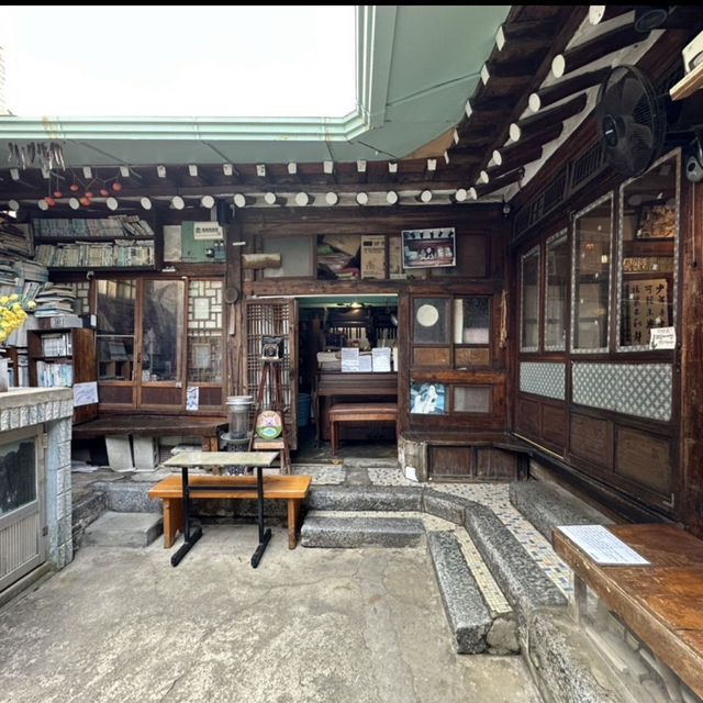 テオ書店