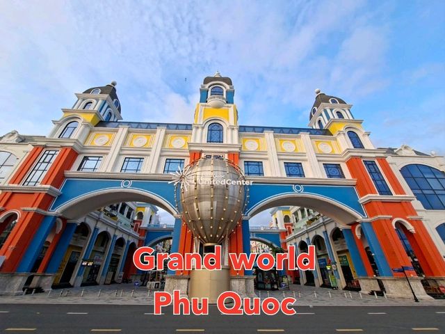 ตื่นตาตื่นใจใน Grand World🌍
