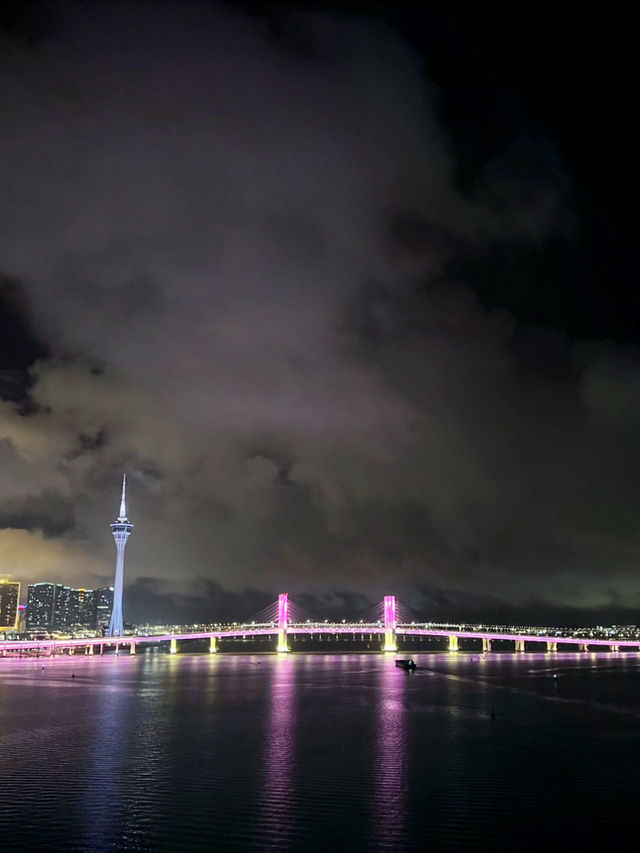 珠海快閃兩日一夜😜，近到眺望澳門的夜景🌃