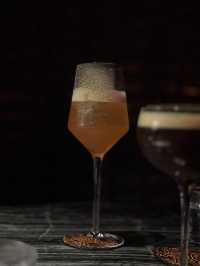 The Fool Speakeasy – บาร์ลับที่เต็มไปด้วยเสน่ห์