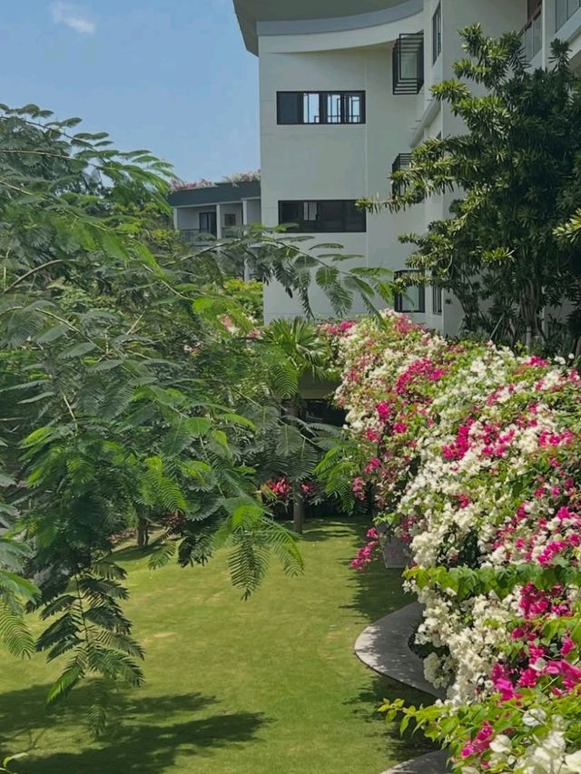 🌅 AYANA Resort Bali – Cliffside Luxury in Jimbaran