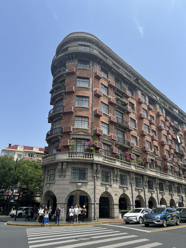 Shanghai City-walk: From Wukang Street to The Bund