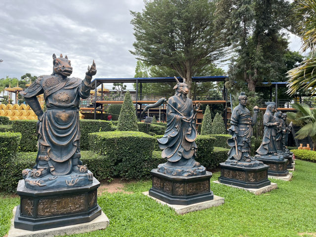 Pattaya’s Nong Nooch Tropical Garden – A Lush Escape with a Lot of Walking 