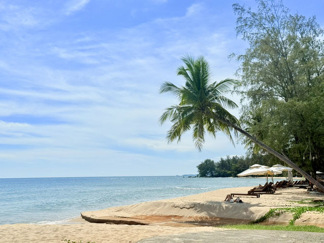 Relaxed Paradise at Ong Lang Beach
