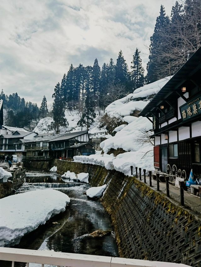 现实版千与千寻｜银山温泉梦幻雪景一日探险❄️