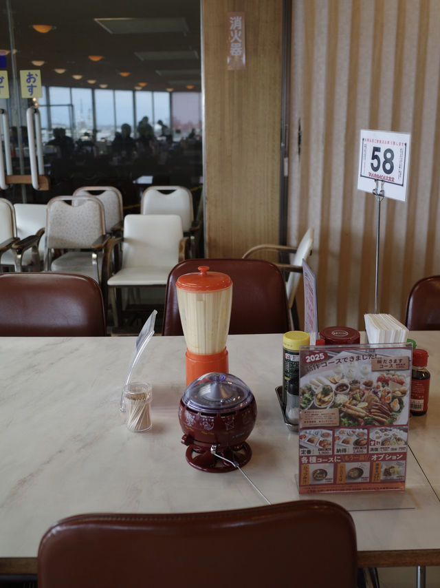 🍦【岩手・花巻】  レトロな大食堂で味わう、特大のソフトと“夢を育んだ景色”。