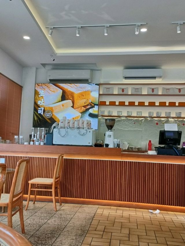 Explore Penang's Fluffiest Secret! ☁️ 65c Ondo Bakery