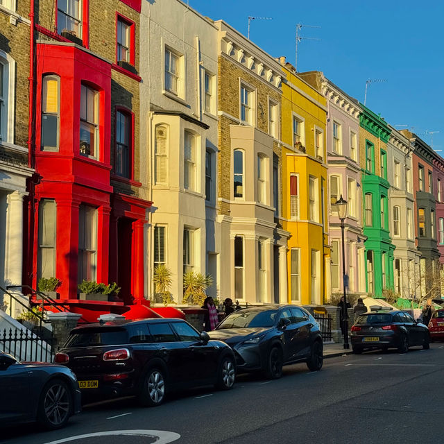 Notting Hill: My Enduring Love Affair with London's Charming Neighborhood! 💖🇬🇧