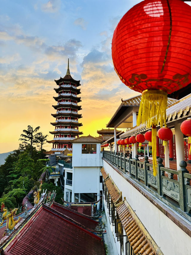 Genting’s Must-Visit Stop Between Thrills: Chin Swee Caves Temple