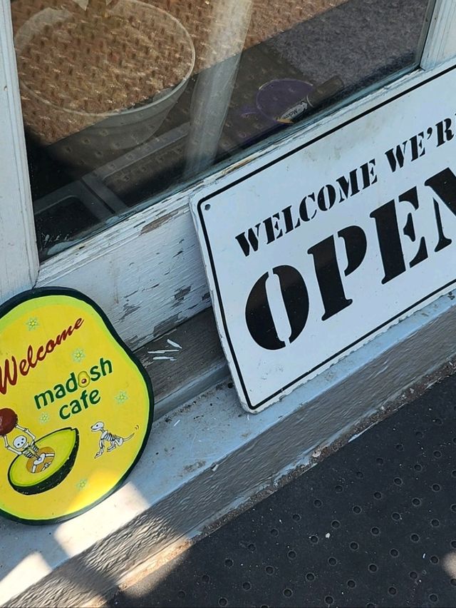 시부야 맛집 Madash! Cafe — 아보카도 전문 힐링 카페