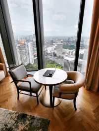 🇮🇩🌟 Jakarta Dreams: Sleep, Splash & Shine at The Langham! 🏙️💫