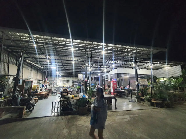 ร้านลุงจ้อย สุโขทัย