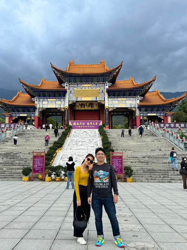 "Meet Yourself in Dali: Where Mountains Reflect in the Heart of Erhai"