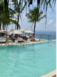 “Sip, Swim, Repeat – A Luxe Dayclub Affair in Bali” 🥂