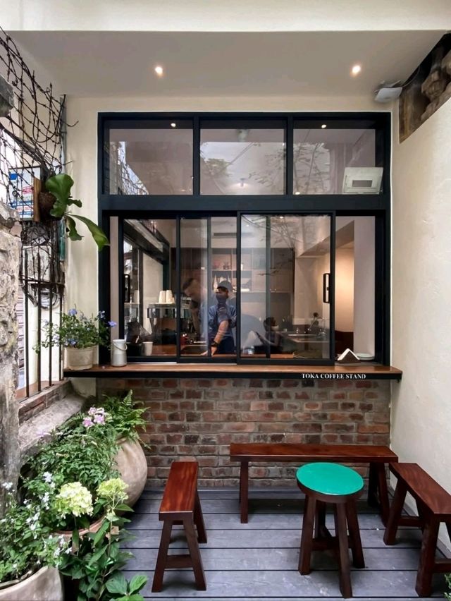TOKA CAFE