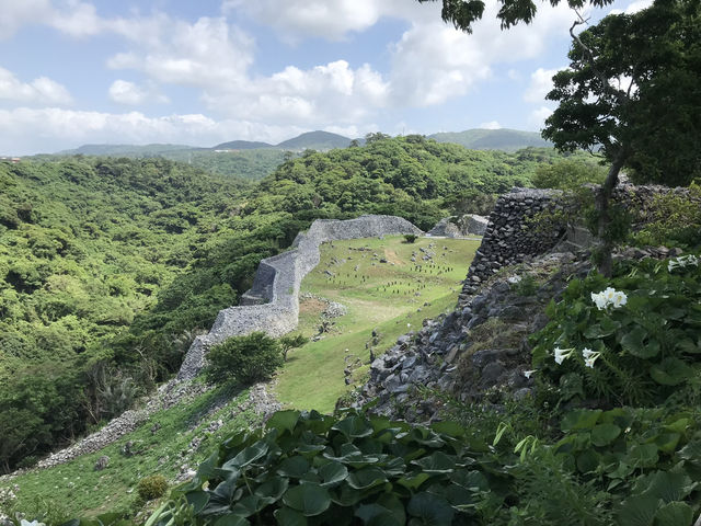沖繩自由行（史跡 今歸仁城）海岸線可看到戰機飛過