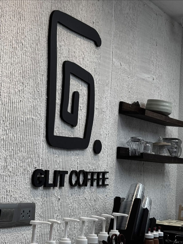 ร้าน Glit Coffee 