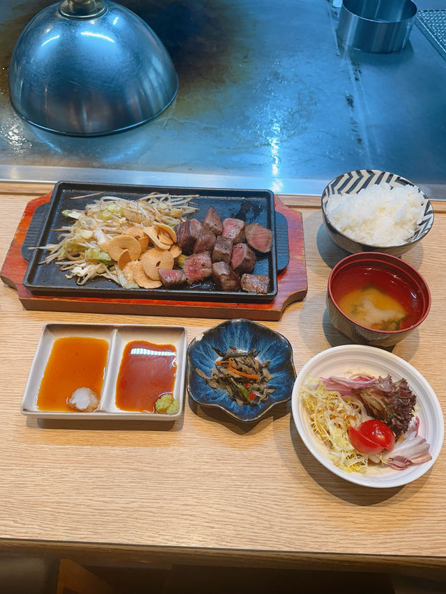 日本人主理嘅鐵板燒餐廳