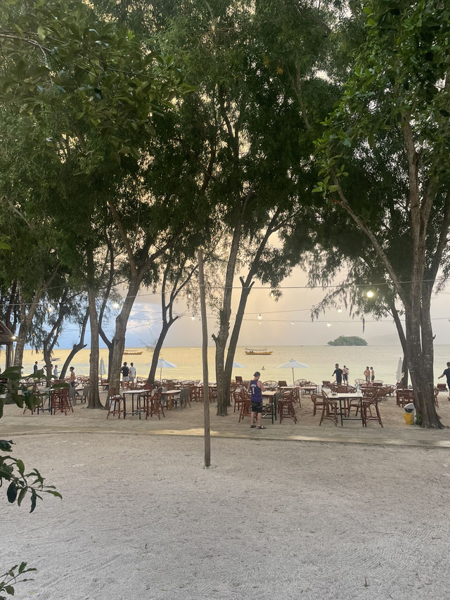 Good food and even better company in Koh Rong