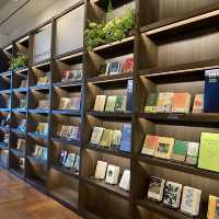 조용한 호캉스에 감성 한 스푼📖 라한셀렉트 북라운지