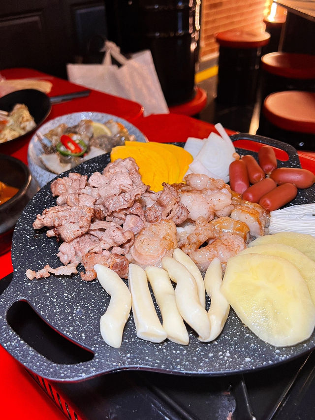 ʚ♡ 韓國餐廳暢吃醬油蟹 • 拌上紫菜飯味美 ♡ɞ