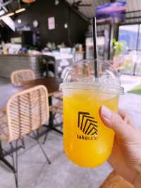 Lakeside Café – Hidden Gem by the Sepang Circuit