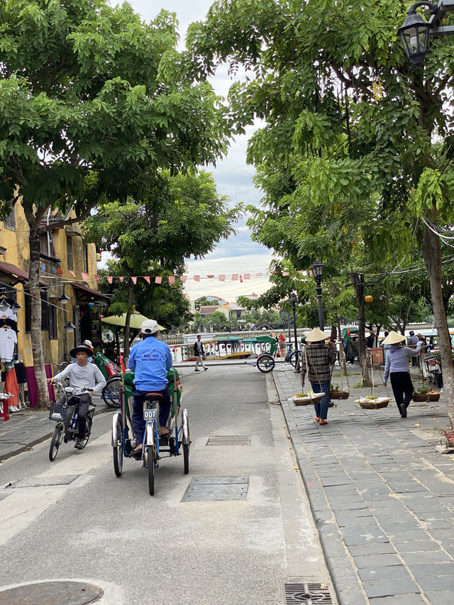 รีวิวเดินเล่นเมืองเก่าฮอยอัน – เสน่ห์ไม่เคยจาง