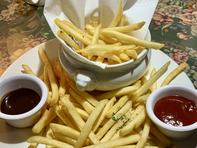 🍽️ Ma Maison at Orchard – Cozy Japanese-Western Comfort Food