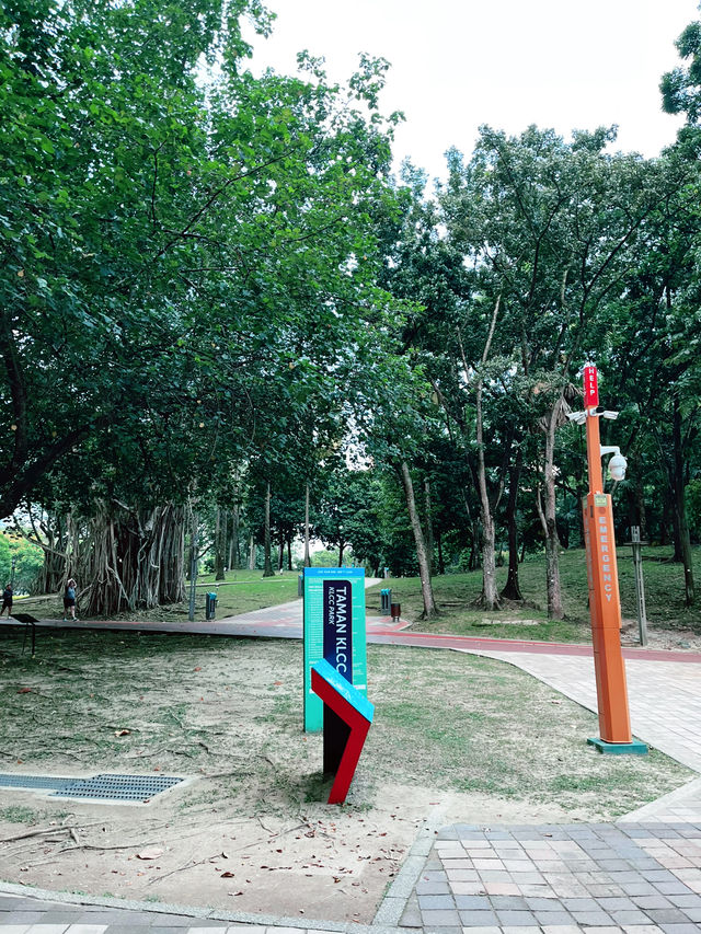 KLCC Park: Serene Green Oasis in the Heart of Kuala Lumpur