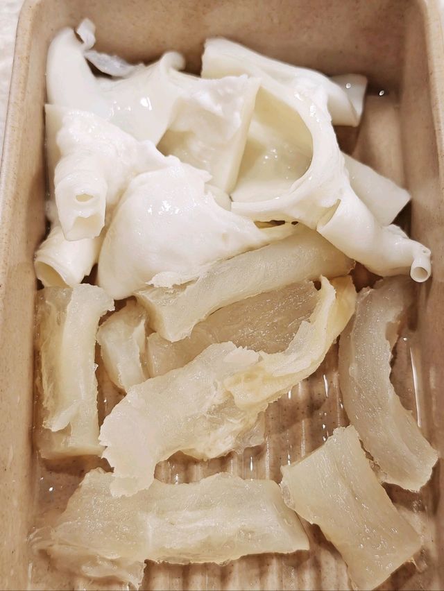 和牛🥩大頭蝦🦐乳鴿🐦任食