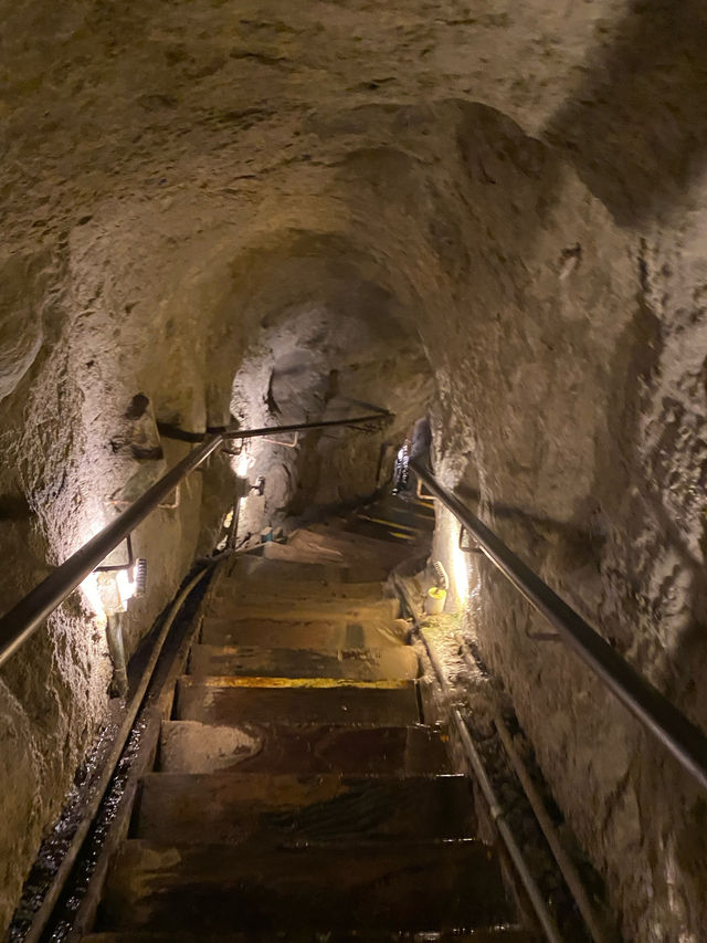 La Jolla Cave 隱藏在書店內的神秘海岸密道 - The Cave Store