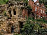 Very interesting small museum, depicting the lives & trades of various non-conformist families