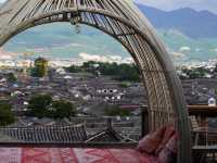登高望遠，漫遊麗江古城