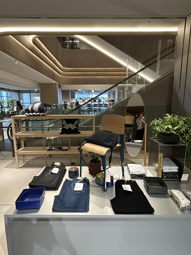 【東京・麻布台ヒルズ】ザ コンランショップ 東京店