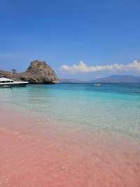 Pink Beach Padar: Where the Sand Blushes and the Sea Shines